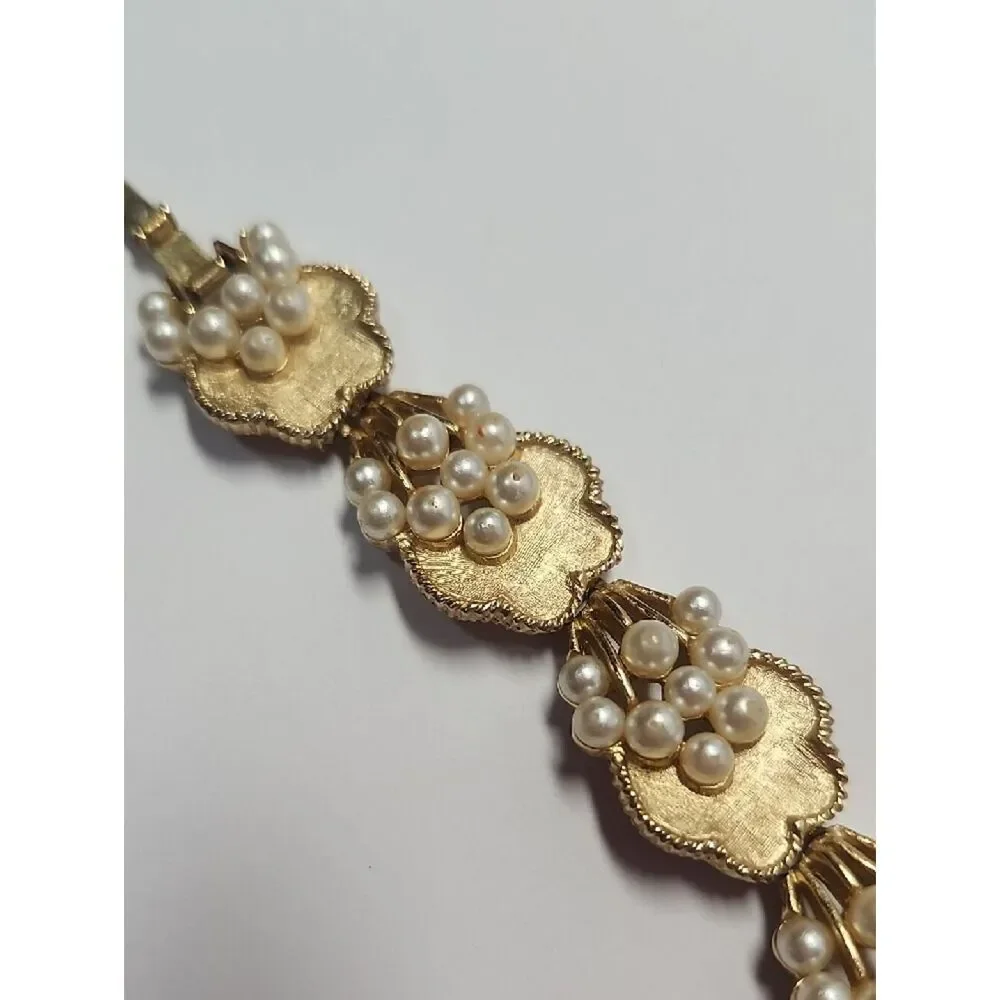 Trifari Faux Pearl Vintage Bracelet